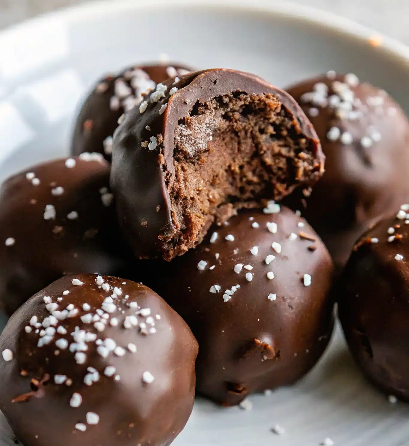 Healthy Chocolate Protein Balls